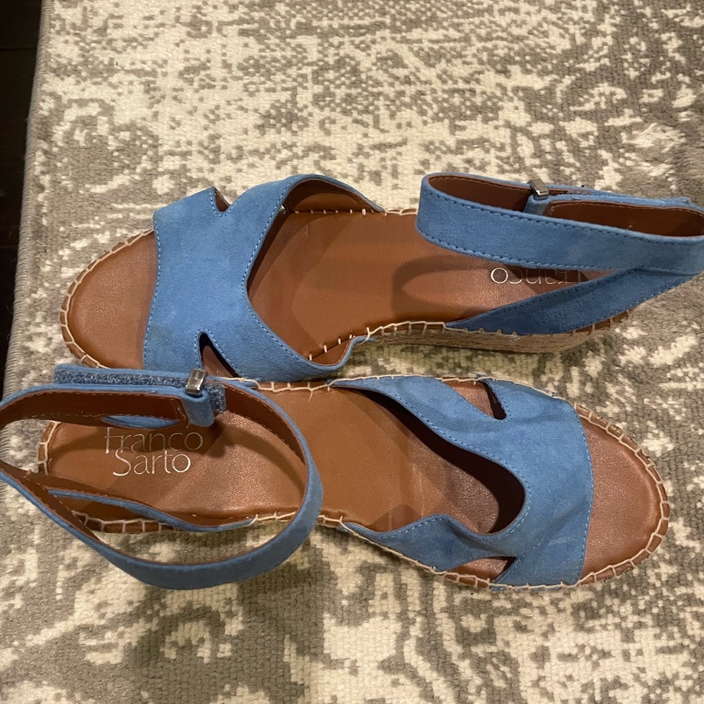 Franco Sarto Blue suede Espadrille Ssndals. Velcro ankle strap. Size 10